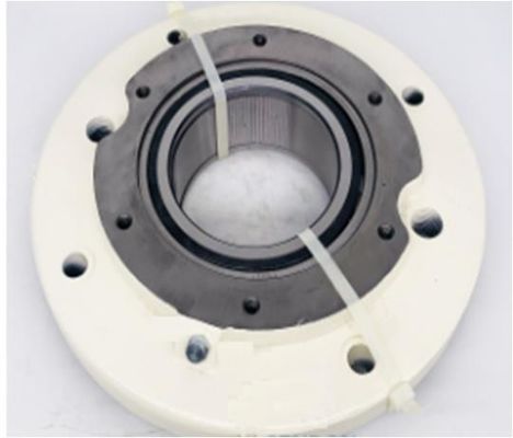 YSN68 シングル ロー ディープ ローバー 3-15/16" ID 10-1/2" OD 8" C-C ボルト ホール
